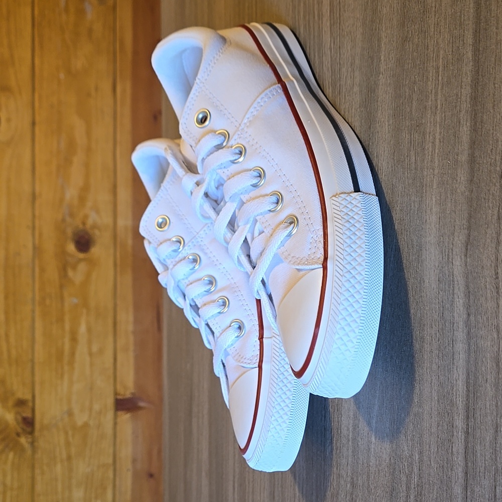 Womens Converse- Madison Ox